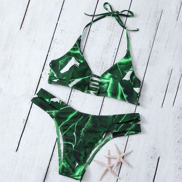 Strappy Back Halter Bikini - Picture 4 of 5